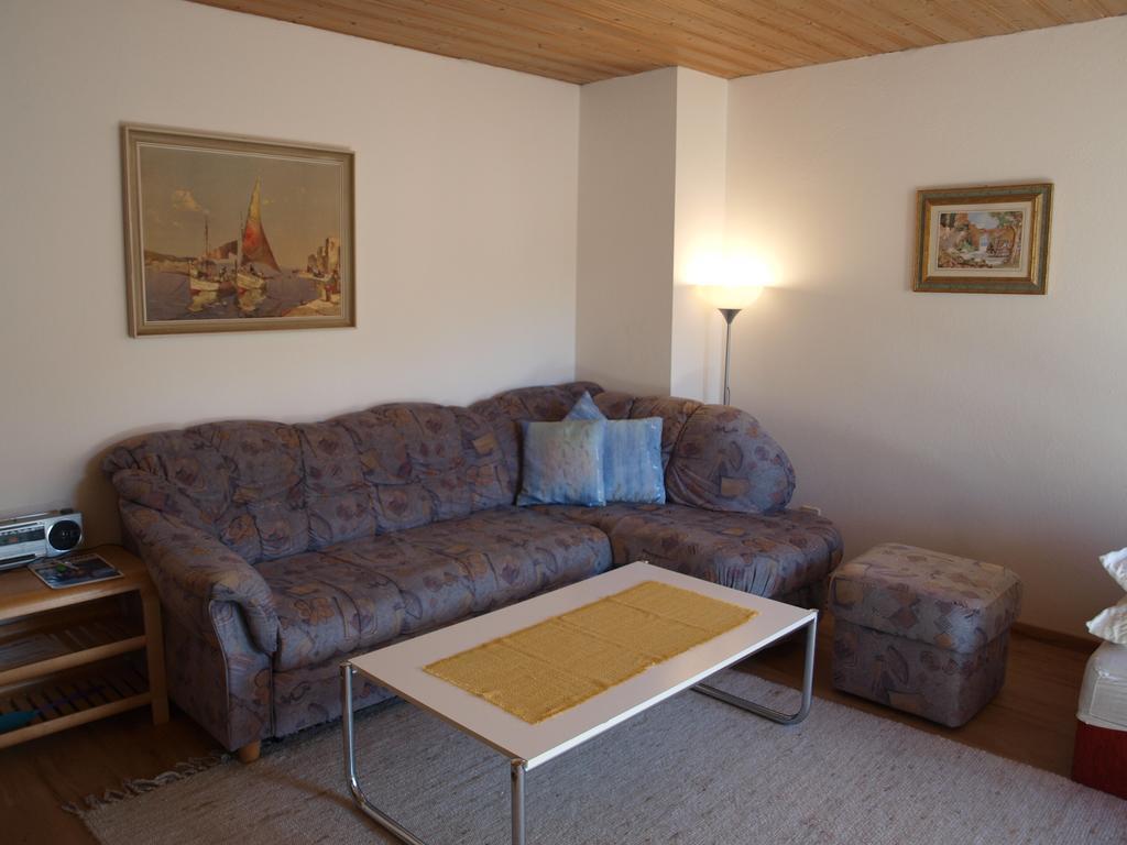 Ferienwohnungen Sommavilla Fulpmes Habitación foto